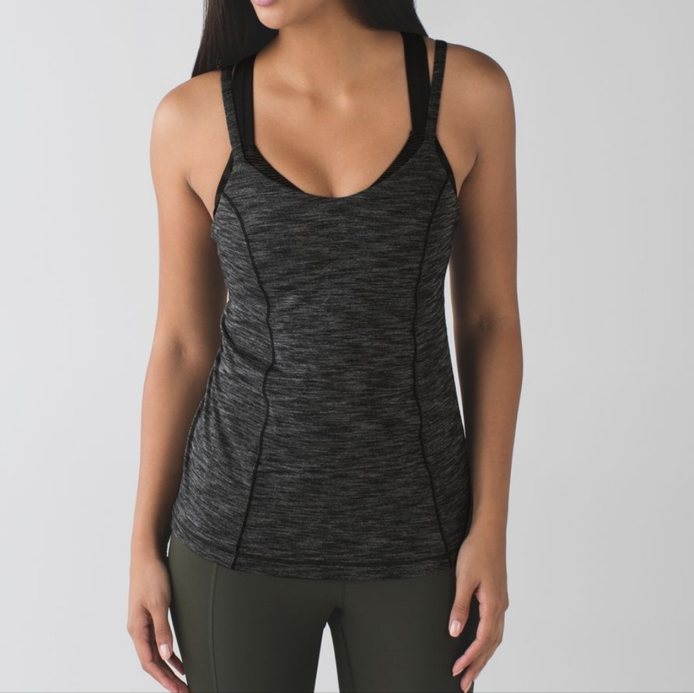 Lululemon Run for gold Tank